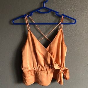 Ribbon on the side top